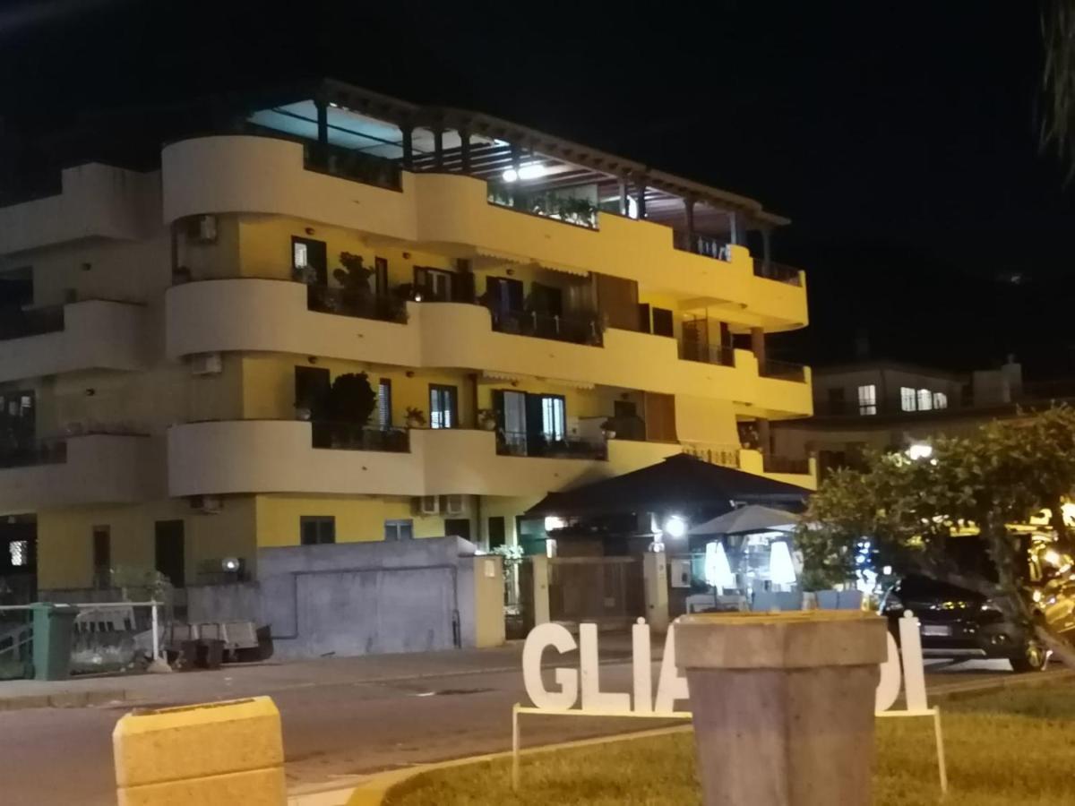 "Appartamento Del Mare Gliaca" Con Vista Isole Eolie,Ampia Terrazza,Wifi E Parcheggio Privato Gratuito Piraino Exterior photo