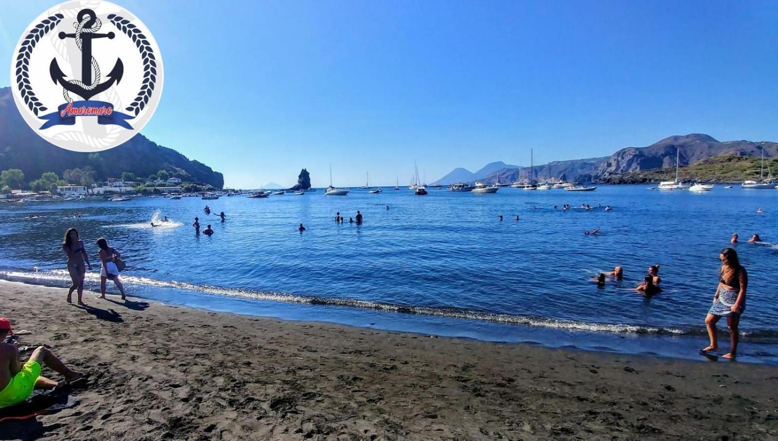 "Appartamento Del Mare Gliaca" Con Vista Isole Eolie,Ampia Terrazza,Wifi E Parcheggio Privato Gratuito Piraino Exterior photo