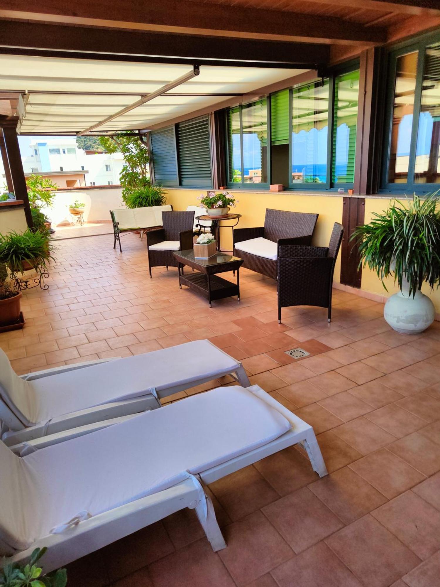 "Appartamento Del Mare Gliaca" Con Vista Isole Eolie,Ampia Terrazza,Wifi E Parcheggio Privato Gratuito Piraino Exterior photo