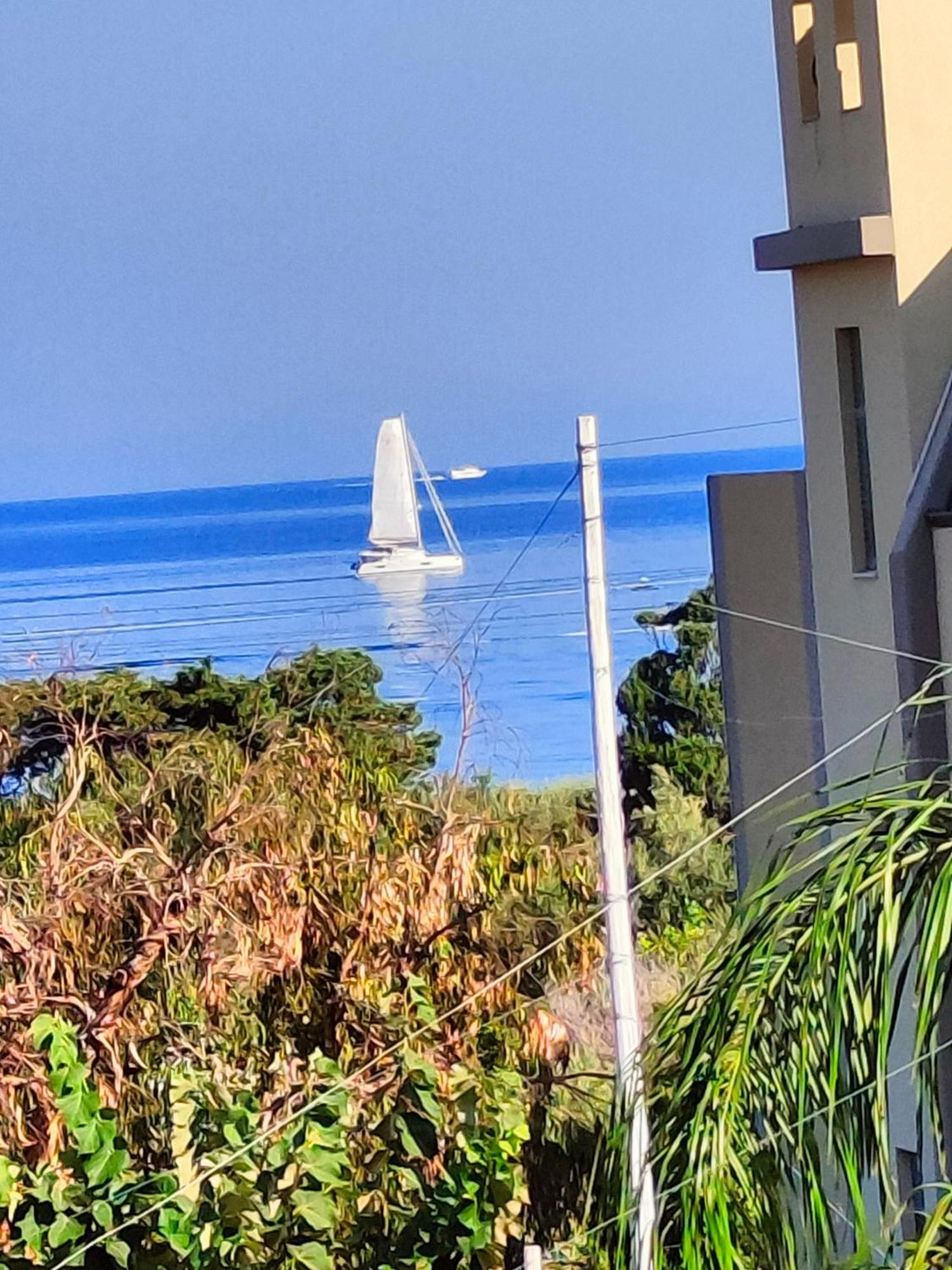 "Appartamento Del Mare Gliaca" Con Vista Isole Eolie,Ampia Terrazza,Wifi E Parcheggio Privato Gratuito Piraino Exterior photo