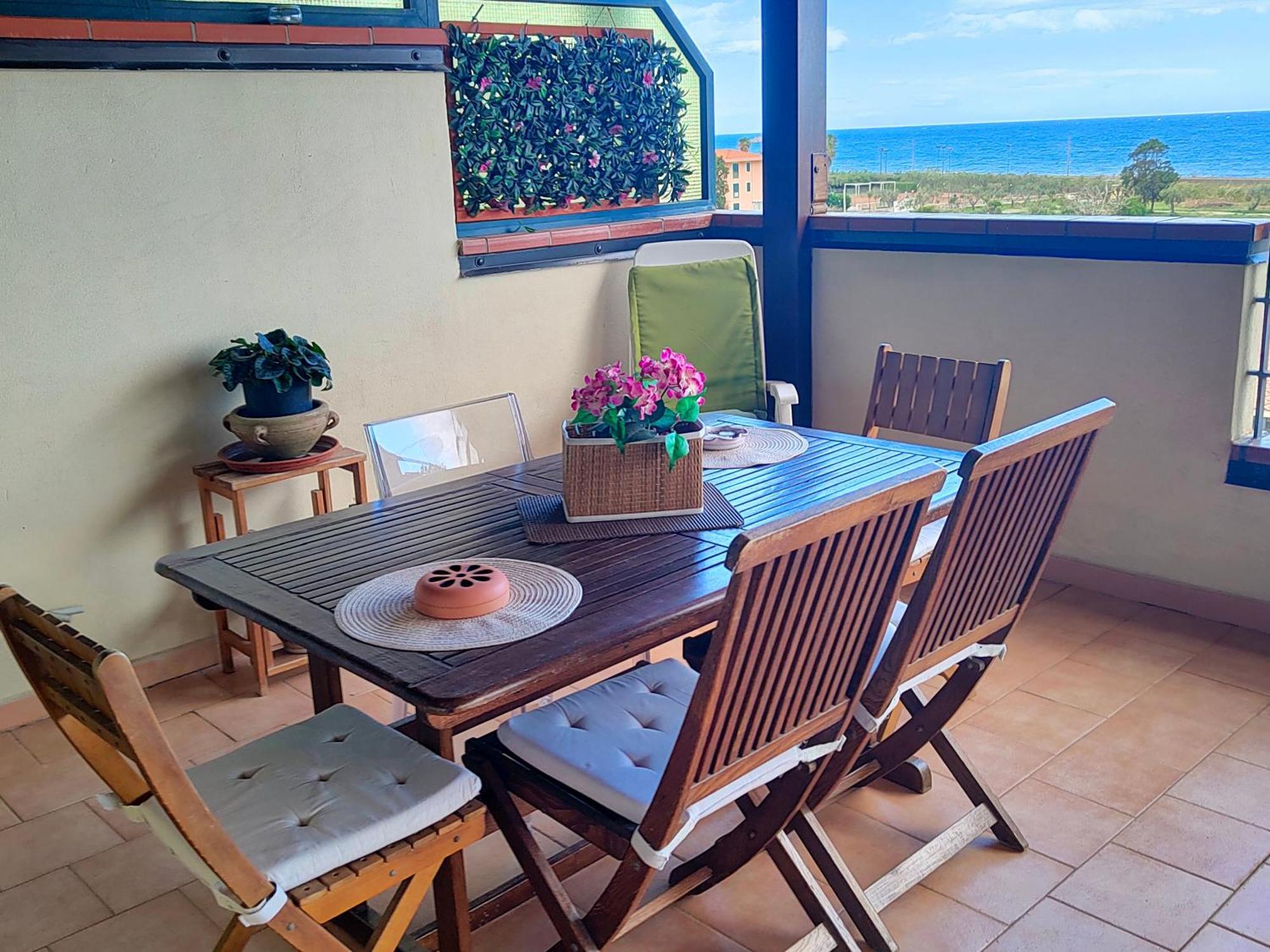 "Appartamento Del Mare Gliaca" Con Vista Isole Eolie,Ampia Terrazza,Wifi E Parcheggio Privato Gratuito Piraino Exterior photo