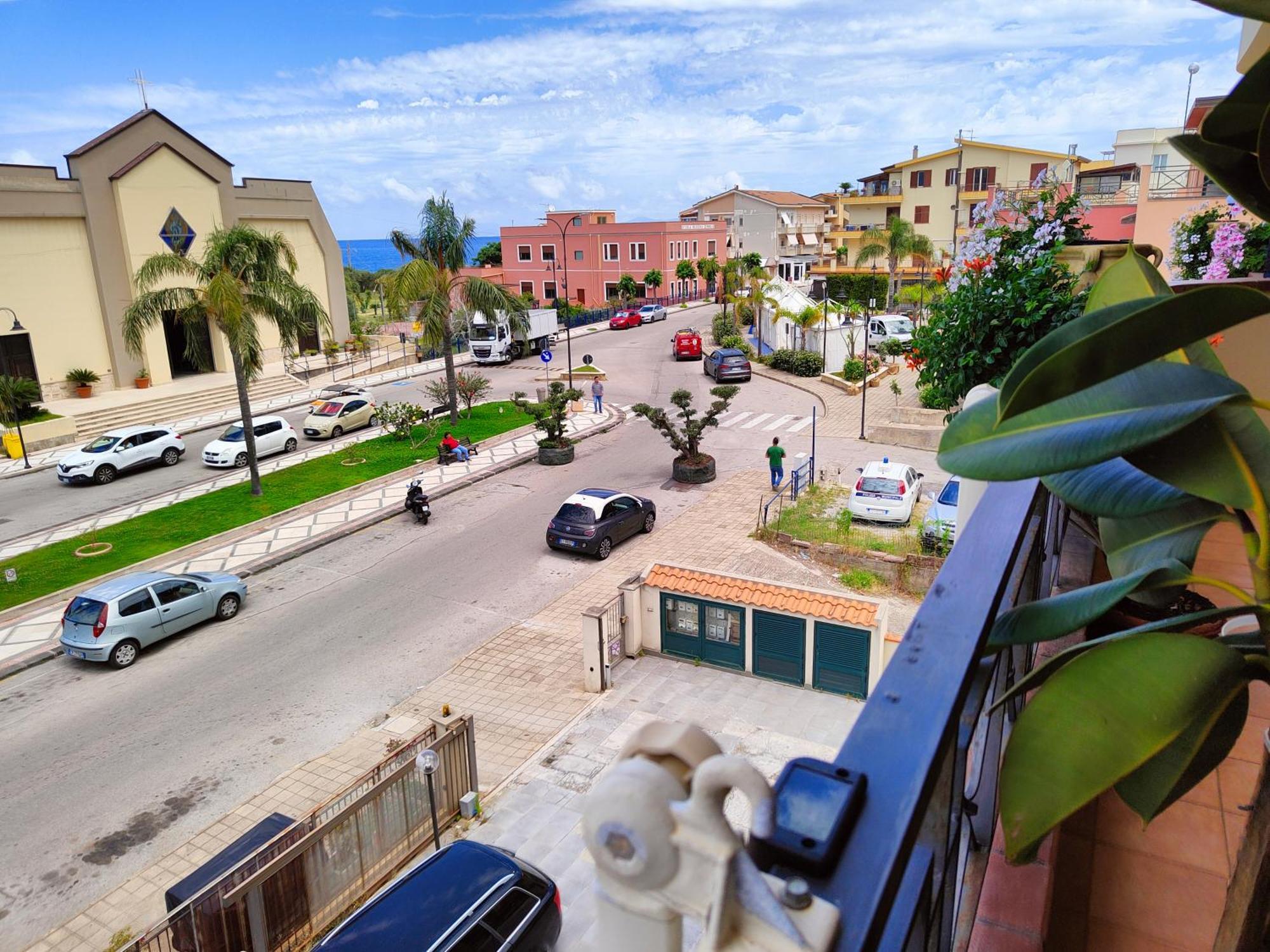 "Appartamento Del Mare Gliaca" Con Vista Isole Eolie,Ampia Terrazza,Wifi E Parcheggio Privato Gratuito Piraino Exterior photo